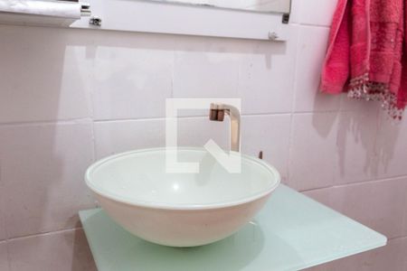 Banheiro de casa para alugar com 1 quarto, 50m² em Jardim Vila Galvao, Guarulhos