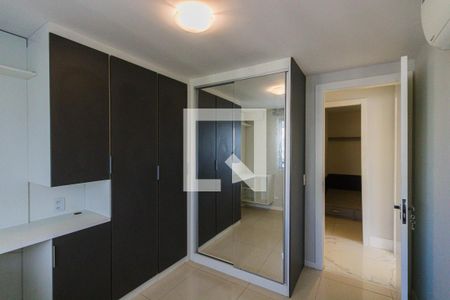 Quarto 1 de apartamento à venda com 3 quartos, 180m² em Barra da Tijuca, Rio de Janeiro