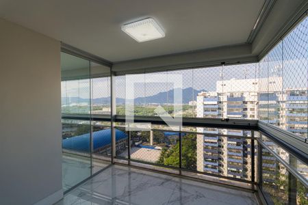 Varanda de apartamento à venda com 3 quartos, 180m² em Barra da Tijuca, Rio de Janeiro