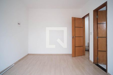 Casa à venda com 350m², 2 quartos e 3 vagas Casa à venda com 350m², 2 quartos e 3 vagasQuarto 2