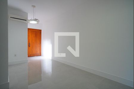 Sala de apartamento para alugar com 2 quartos, 65m² em Santa Cecília, Porto Alegre