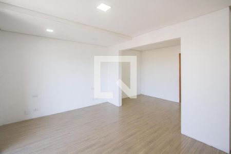 Sala de casa para alugar com 3 quartos, 120m² em Jardim Monte Azul, São Paulo