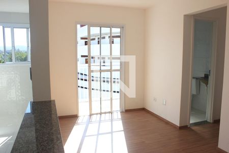 Sala de apartamento para alugar com 2 quartos, 48m² em Parque Continental I, Guarulhos
