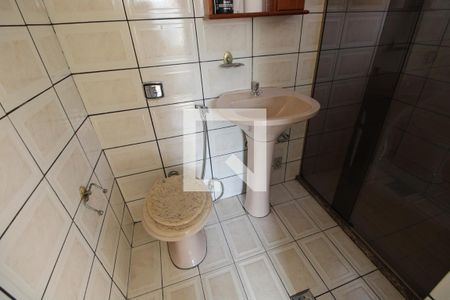 Banheiro da Suíte de casa para alugar com 2 quartos, 78m² em Vila Valqueire, Rio de Janeiro