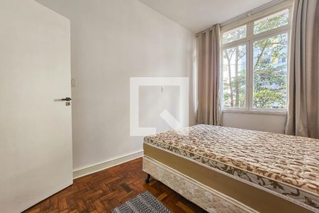 Quarto 2 de apartamento para alugar com 2 quartos, 70m² em Pitangueiras, Guarujá