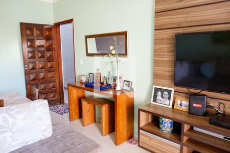 sala de casa à venda com 3 quartos, 220m² em Jaguaribe, Osasco