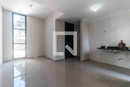 Sala/Cozinha de casa para alugar com 3 quartos, 248m² em Vila São Paulo, Mogi das Cruzes