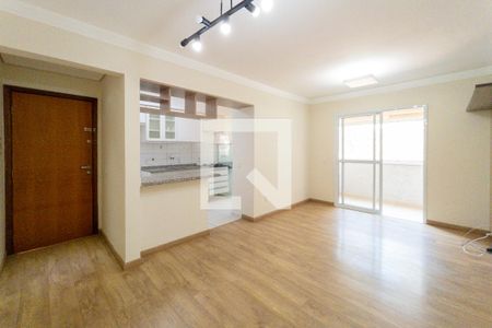 Sala de apartamento para alugar com 3 quartos, 78m² em Ortizes, Valinhos