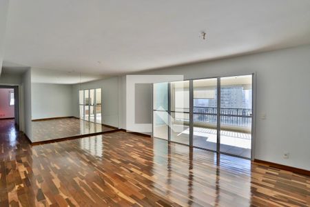 Apartamento para alugar com 210m², 4 quartos e 3 vagasSala