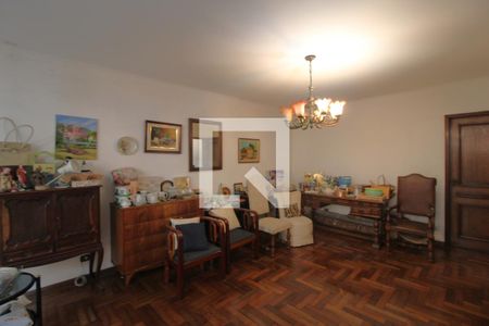 Sala 2 de casa à venda com 6 quartos, 300m² em Planalto Paulista, São Paulo
