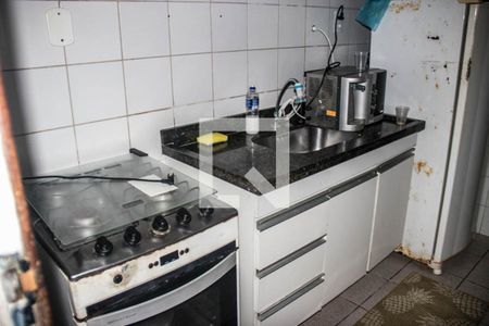 Cozinha de casa de condomínio para alugar com 3 quartos, 108m² em Stella Maris, Salvador