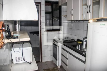 Cozinha de casa de condomínio para alugar com 3 quartos, 108m² em Stella Maris, Salvador