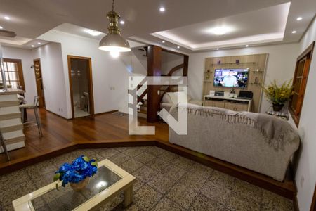 Sala de casa de condomínio à venda com 3 quartos, 190m² em Glória, Porto Alegre