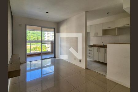 Sala de apartamento à venda com 2 quartos, 62m² em Recreio dos Bandeirantes, Rio de Janeiro