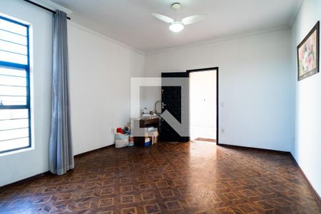 Sala de casa para alugar com 4 quartos, 200m² em Vila Haro, Sorocaba