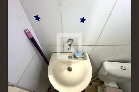 Banheiro  de casa para alugar com 1 quarto, 21m² em Jabaquara, São Paulo