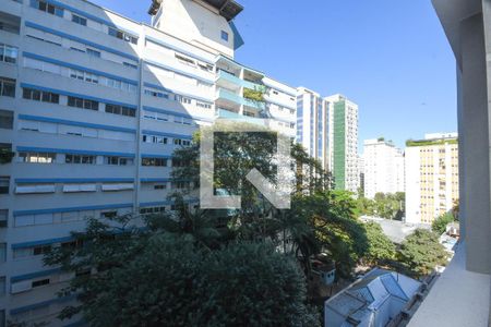 Vista da Sala de apartamento para alugar com 3 quartos, 136m² em Cerqueira César, São Paulo
