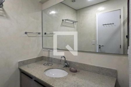 Suíte do Quarto 1 - TV de apartamento para alugar com 3 quartos, 150m² em José Menino, Santos