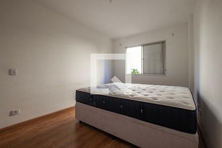 Quarto 1 de apartamento à venda com 2 quartos, 75m² em Pinheiros, São Paulo