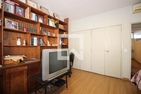 Quarto 1 de apartamento para alugar com 3 quartos, 180m² em Sqs 308, Brasília