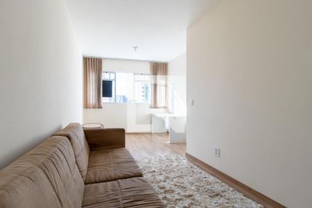 Sala de apartamento para alugar com 2 quartos, 60m² em Cristo Rei, Curitiba