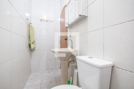 Banheiro de casa para alugar com 1 quarto, 55m² em Conceicao, Osasco