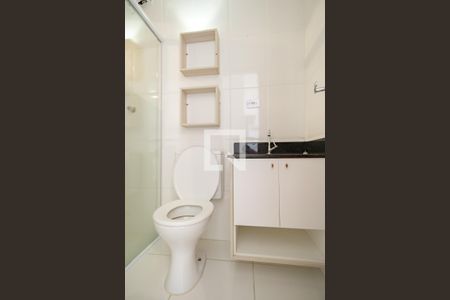 Banheiro de apartamento à venda com 2 quartos, 38m² em Penha de França, São Paulo