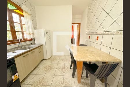 Sala/Cozinha de apartamento para alugar com 1 quarto, 30m² em S Joao Rio Vermelho, Florianópolis