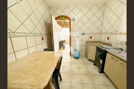 Sala/Cozinha de apartamento para alugar com 1 quarto, 30m² em S Joao Rio Vermelho, Florianópolis