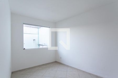 Quarto 2 de casa à venda com 2 quartos, 60m² em Frei Leopoldo, Belo Horizonte