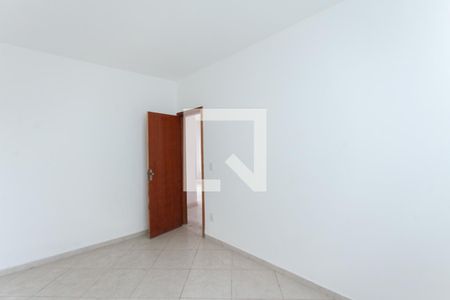 Quarto 2 de casa à venda com 2 quartos, 60m² em Frei Leopoldo, Belo Horizonte