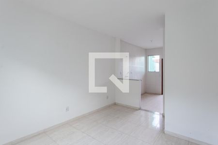 Sala de casa à venda com 2 quartos, 60m² em Frei Leopoldo, Belo Horizonte