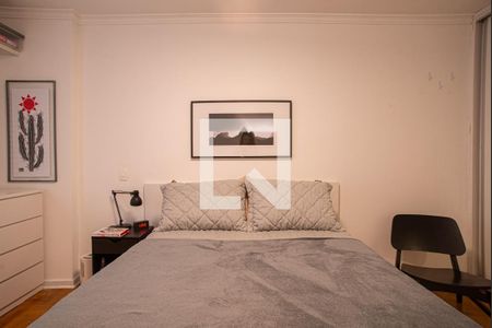 Quarto de apartamento à venda com 1 quarto, 52m² em Cerqueira César, São Paulo