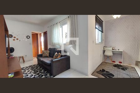 Sala de apartamento para alugar com 2 quartos, 40m² em Vila Linda, Santo André