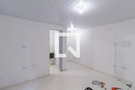 Quarto de casa para alugar com 1 quarto, 60m² em Munhoz Júnior, Osasco
