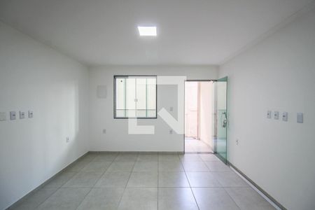 Sala de casa para alugar com 2 quartos, 92m² em Cabral, Nilópolis