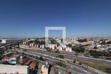 Sala/Cozinha e Área de Serviço - Vista de apartamento para alugar com 2 quartos, 42m² em Cidade Antônio Estevão de Carvalho, São Paulo