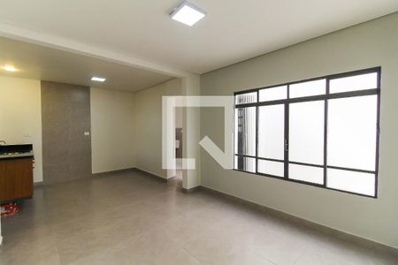 Sala/Cozinha de casa para alugar com 2 quartos, 120m² em Vila Prudente, São Paulo