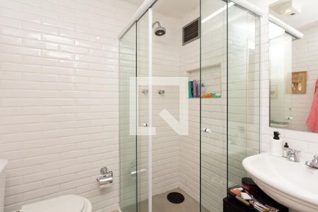 Banheiro de apartamento para alugar com 1 quarto, 41m² em Indianópolis, São Paulo