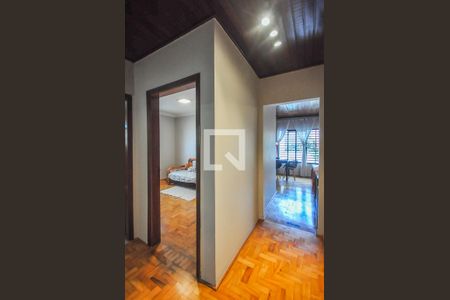 Corredor de casa para alugar com 2 quartos, 240m² em Vila Nova das Belezas, São Paulo