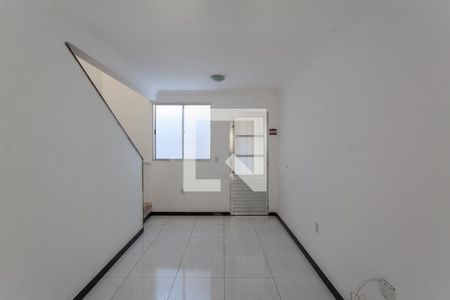 Sala de casa à venda com 2 quartos, 95m² em Céu Azul, Belo Horizonte