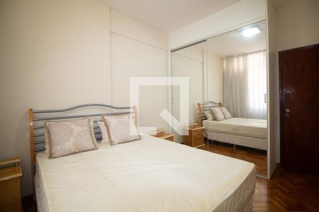 Quarto 1 de apartamento para alugar com 2 quartos, 116m² em Copacabana, Rio de Janeiro