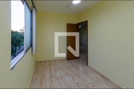 Quarto 2 de apartamento para alugar com 2 quartos, 57m² em Carlos Prates, Belo Horizonte