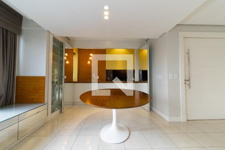 Sala de apartamento para alugar com 4 quartos, 169m² em Petrópolis, Porto Alegre