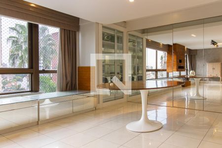 Sala de apartamento para alugar com 3 quartos, 169m² em Petrópolis, Porto Alegre