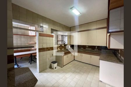 Cozinha de apartamento para alugar com 3 quartos, 130m² em Laranjeiras, Rio de Janeiro