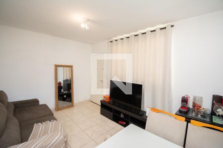 Sala de apartamento para alugar com 2 quartos, 49m² em Olaria, Contagem