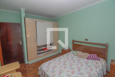 Casa à venda com 381m², 3 quartos e 10 vagas Casa à venda com 381m², 3 quartos e 10 vagasQuarto 2