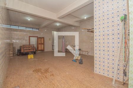 Casa à venda com 381m², 3 quartos e 10 vagas Casa à venda com 381m², 3 quartos e 10 vagasÁrea Externa