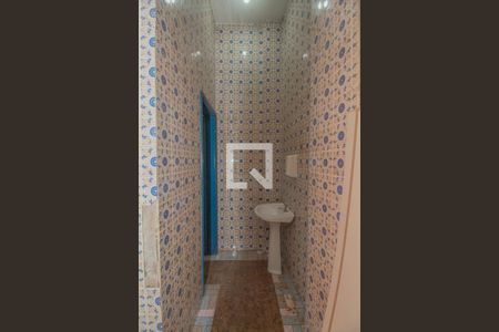 Casa à venda com 381m², 3 quartos e 10 vagas Casa à venda com 381m², 3 quartos e 10 vagasBanheiro 2